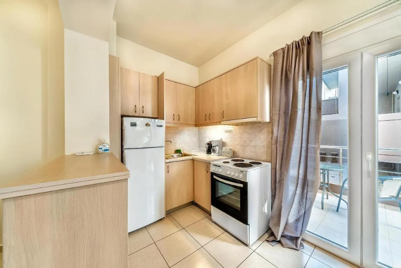 Alcyone Seaside Apartments 이라클리온
